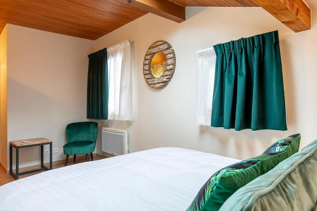 Le Catarina Bed & Breakfast Lathuile