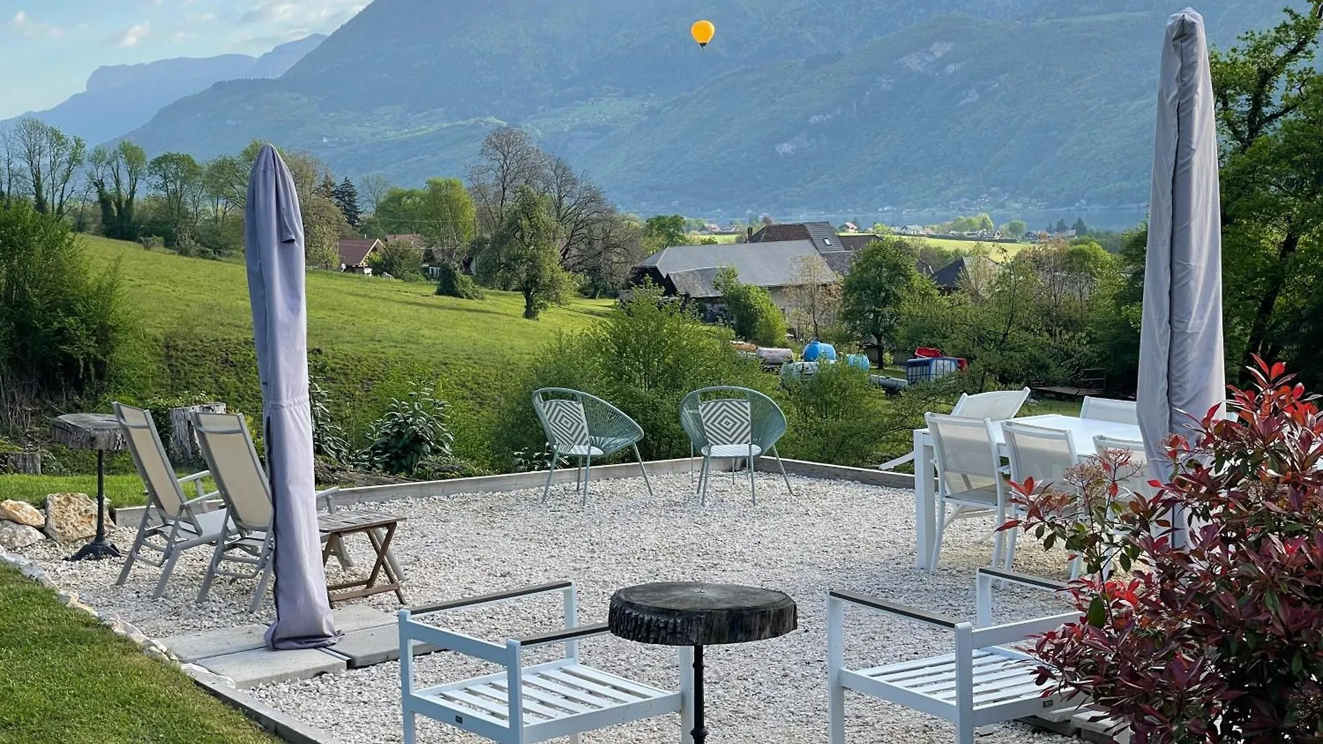 Le Catarina Bed & Breakfast Lathuile